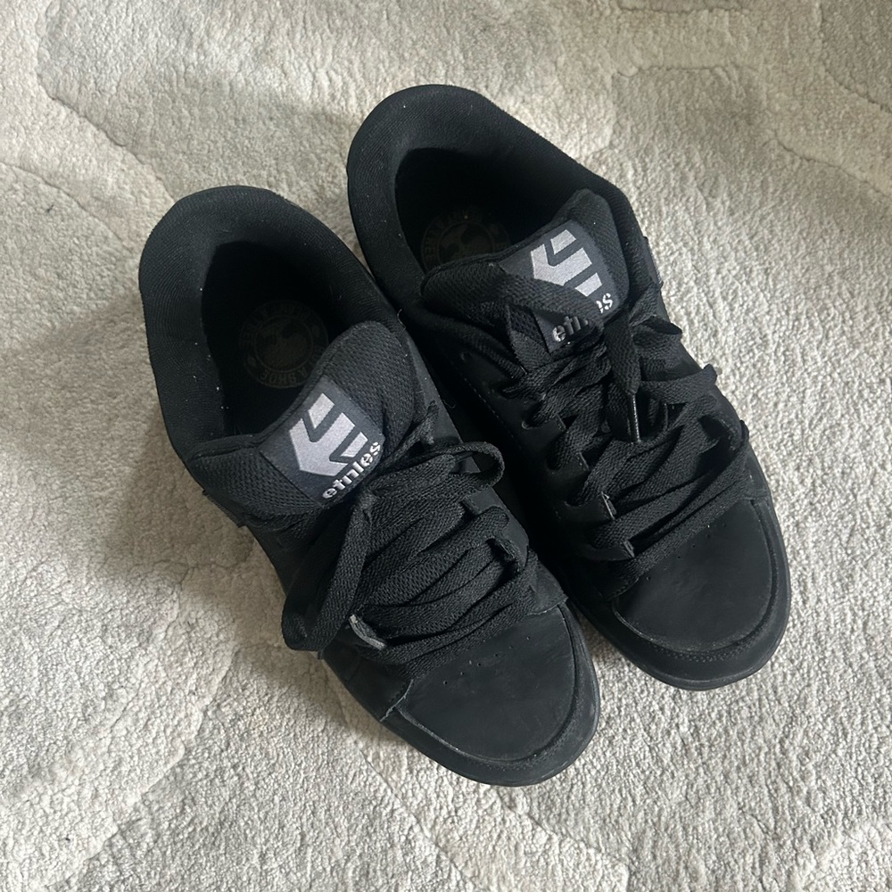 Etnies Men's Black Skate Shoes